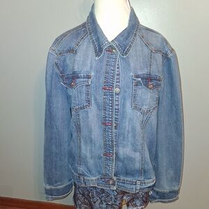Stylish Blue Denim Jacket for Women